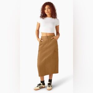 NWT Dickies Woven Duck Cargo Midi Skirt Women’s W28 Brown Style A4Z2R0BD 
Casual